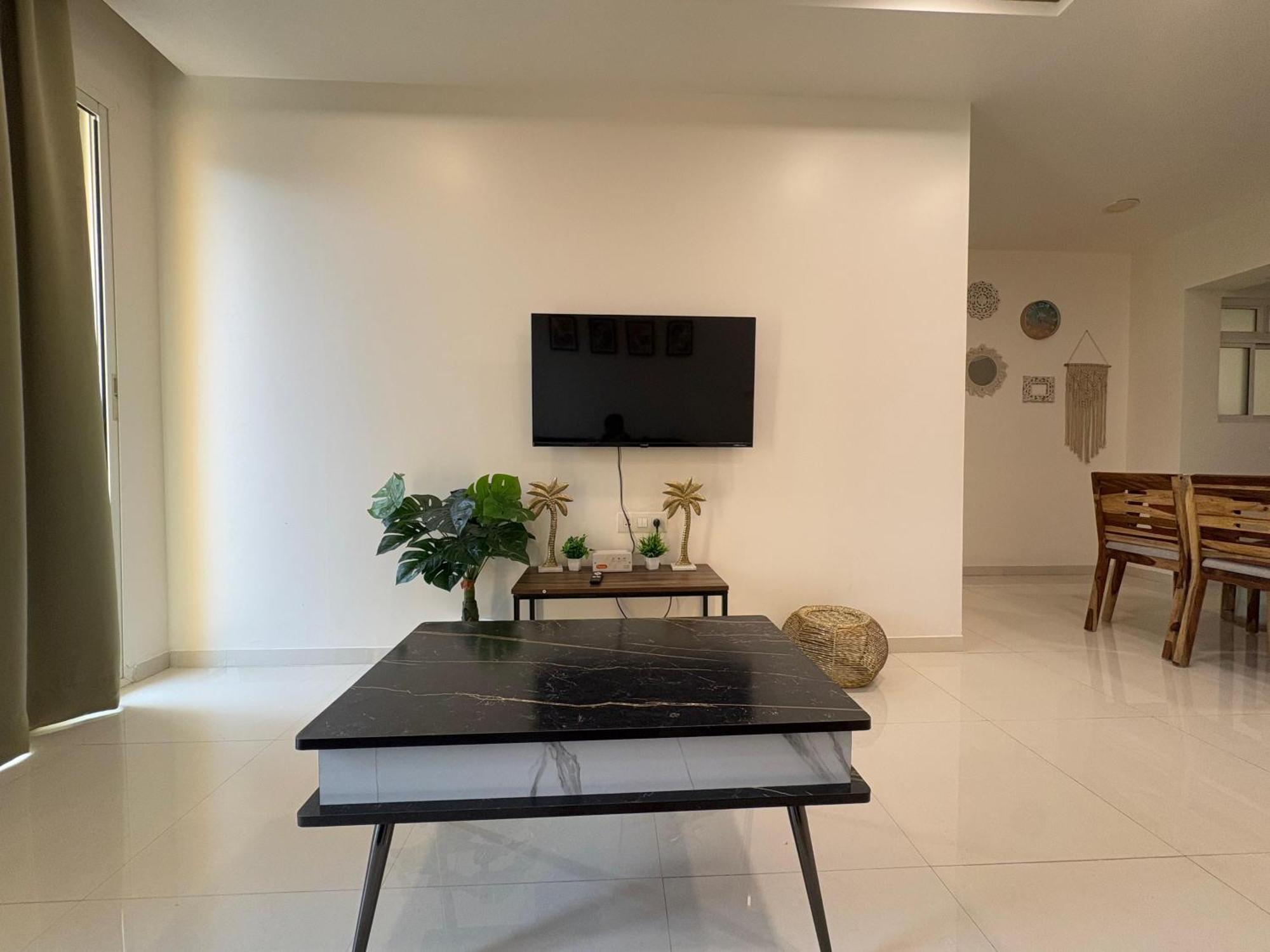 Good Stay 2Bhk Pool Apartment 10 Mins From Dabolim Airport Goa 102 Consua Exterior photo